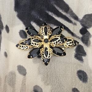 Vintage Pin Brooch Black Glass Rhinestone Star Flower Gold Tone 2" Grannycore